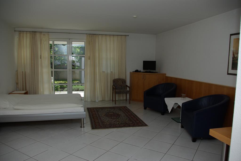 Hotel Alte Bruecke Bad Homburg vor der Hoehe Ngoại thất bức ảnh