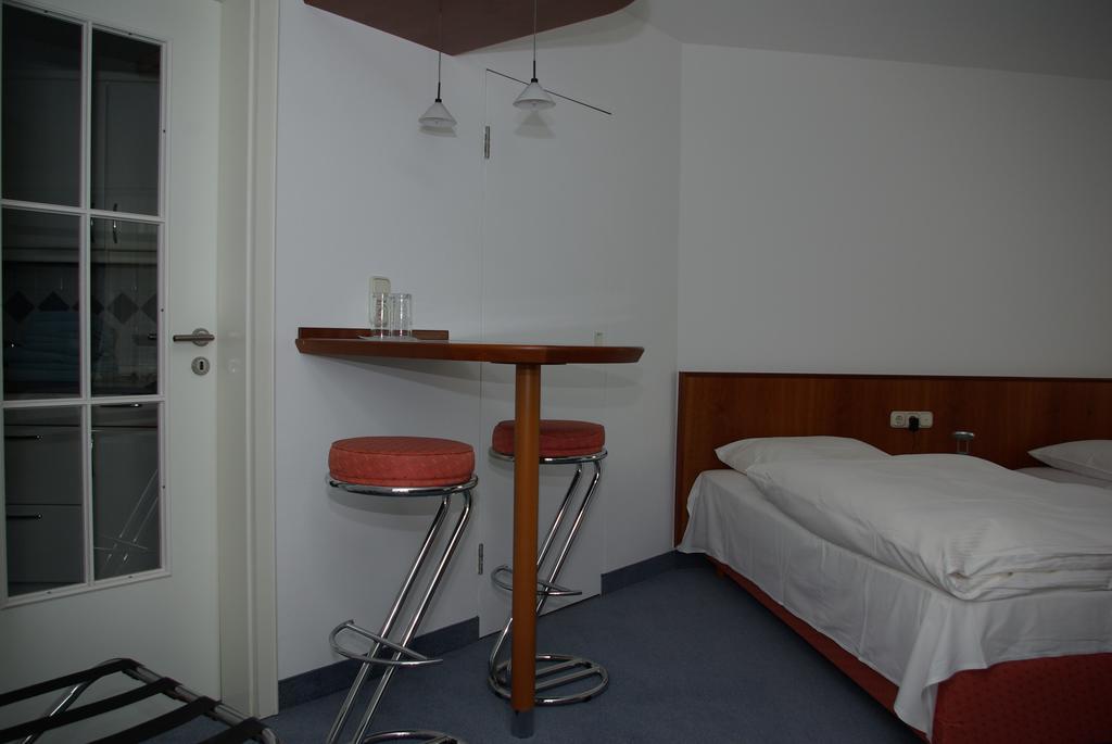 Hotel Alte Bruecke Bad Homburg vor der Hoehe Ngoại thất bức ảnh