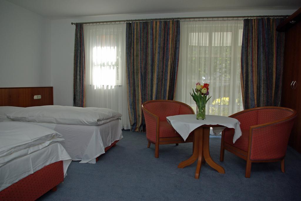 Hotel Alte Bruecke Bad Homburg vor der Hoehe Phòng bức ảnh