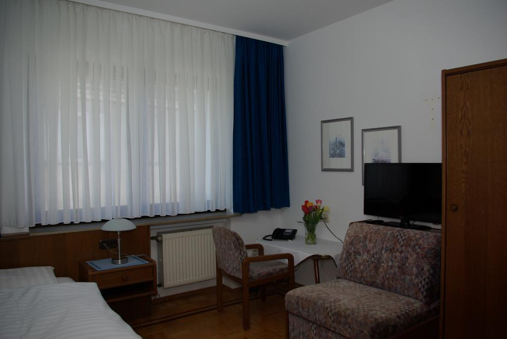 Hotel Alte Bruecke Bad Homburg vor der Hoehe Phòng bức ảnh